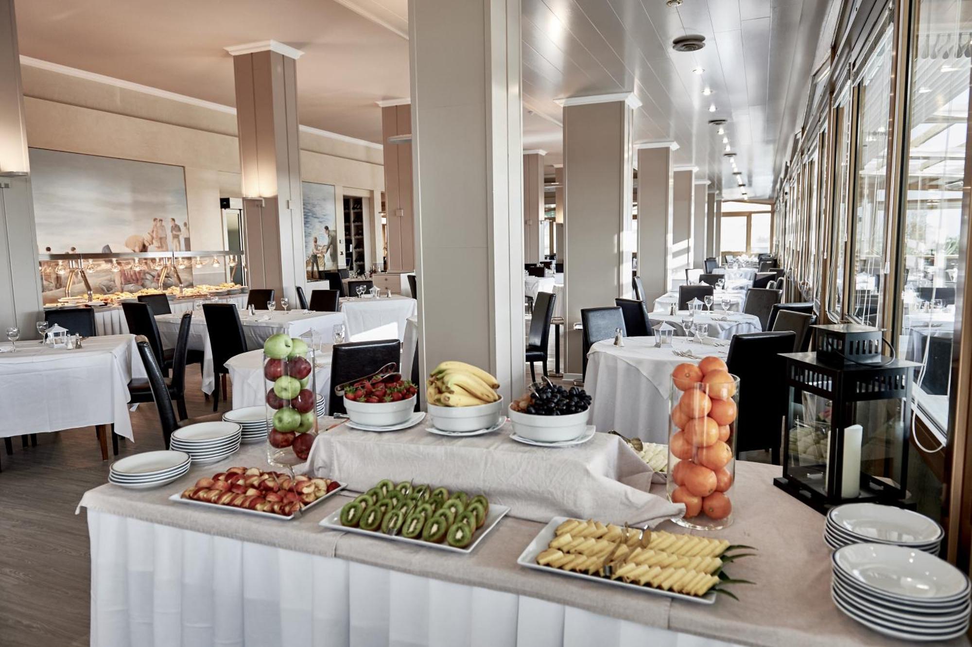 Rouge Hotel International Milano Marittima Buitenkant foto