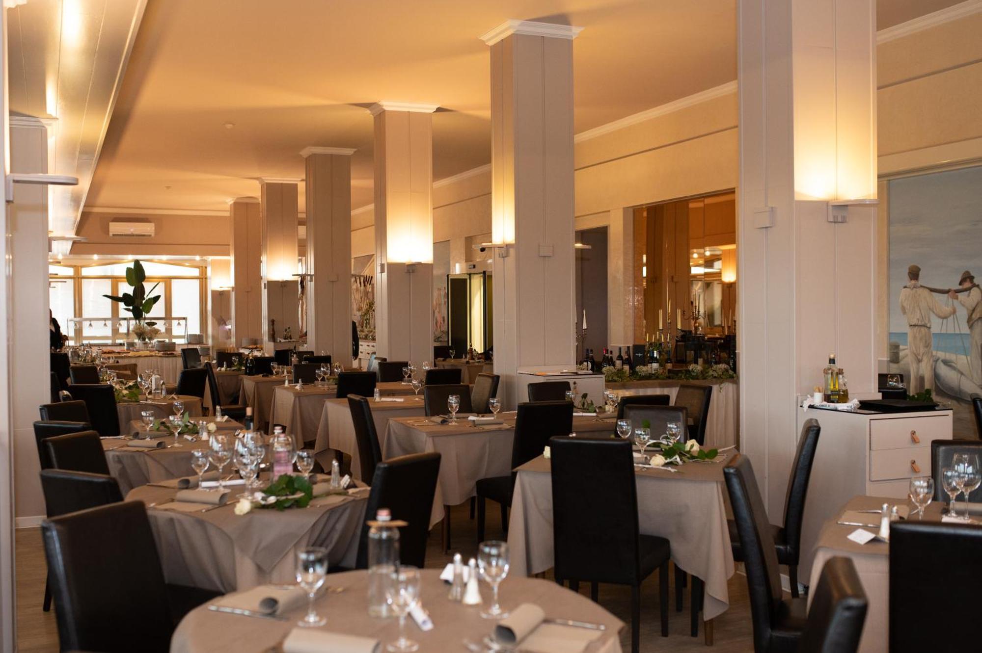 Rouge Hotel International Milano Marittima Buitenkant foto
